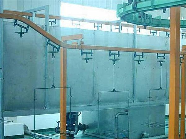 使用電泳設備進行電泳涂裝是涂裝金屬工件有效的方法之一